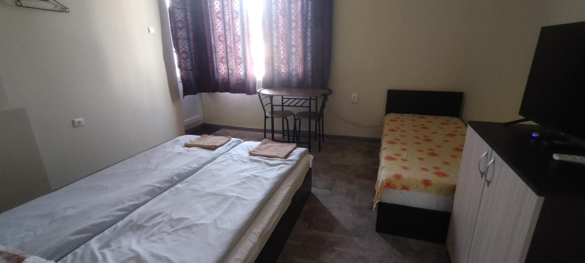 East Gate Guest Rooms Plowdiw Exterior foto