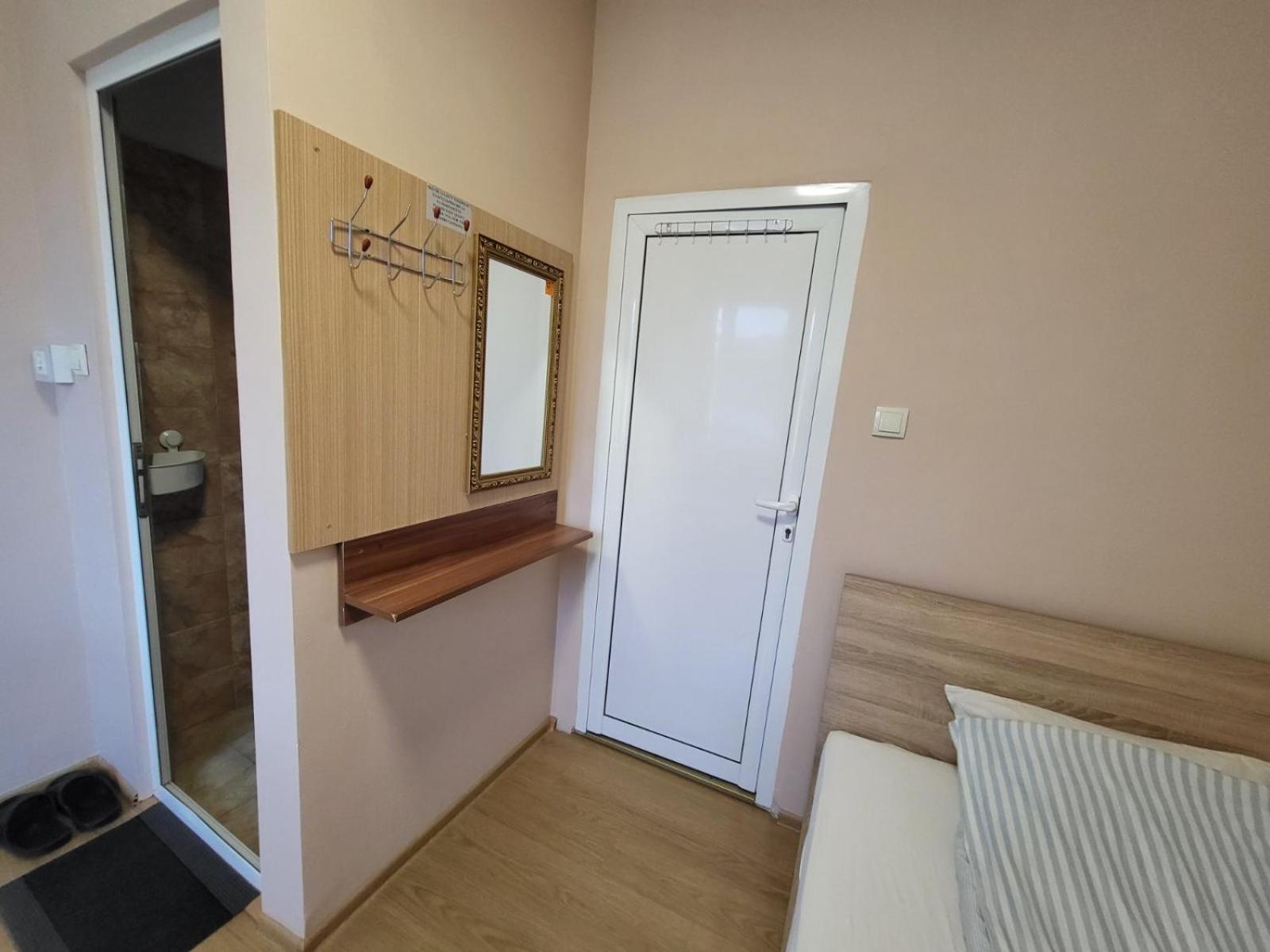 East Gate Guest Rooms Plowdiw Zimmer foto